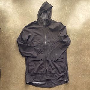 Lululemon Outpour Parka